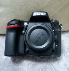 نيكون d7100
